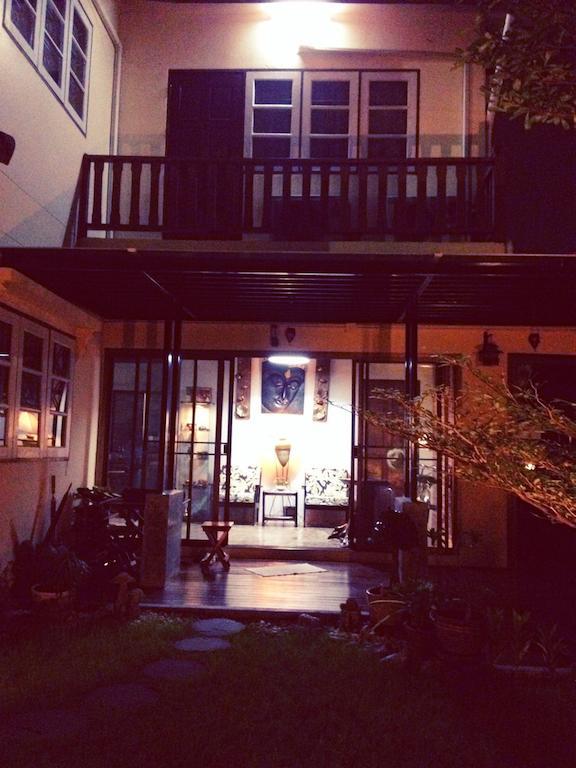 בנגקוק Mon Lodge & Yoga Donmueang מראה חיצוני תמונה