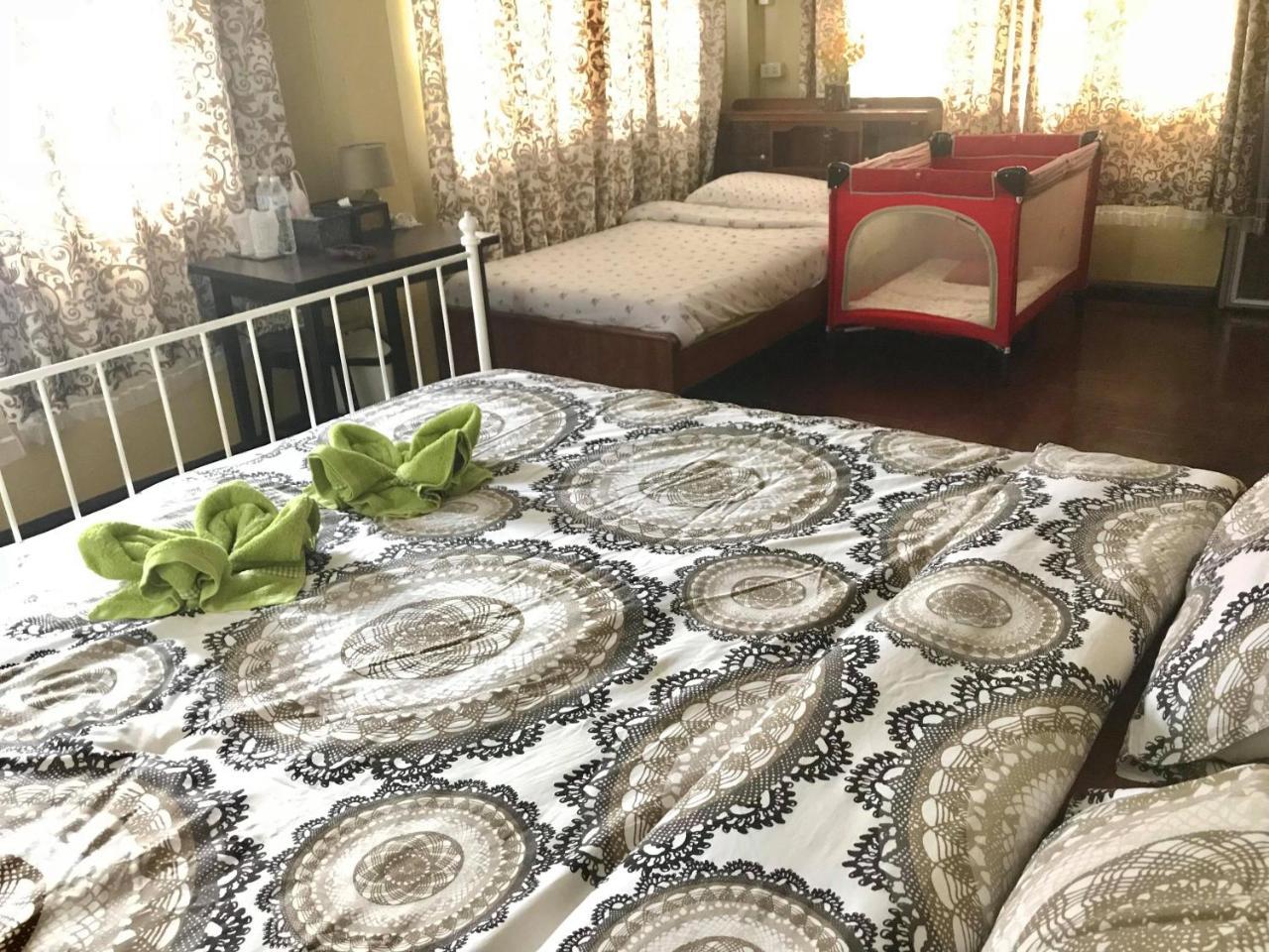 בנגקוק Mon Lodge & Yoga Donmueang מראה חיצוני תמונה