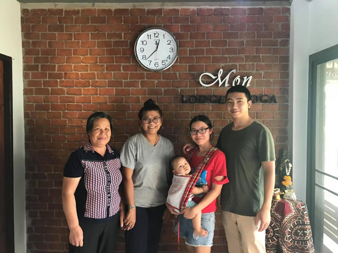 בנגקוק Mon Lodge & Yoga Donmueang מראה חיצוני תמונה
